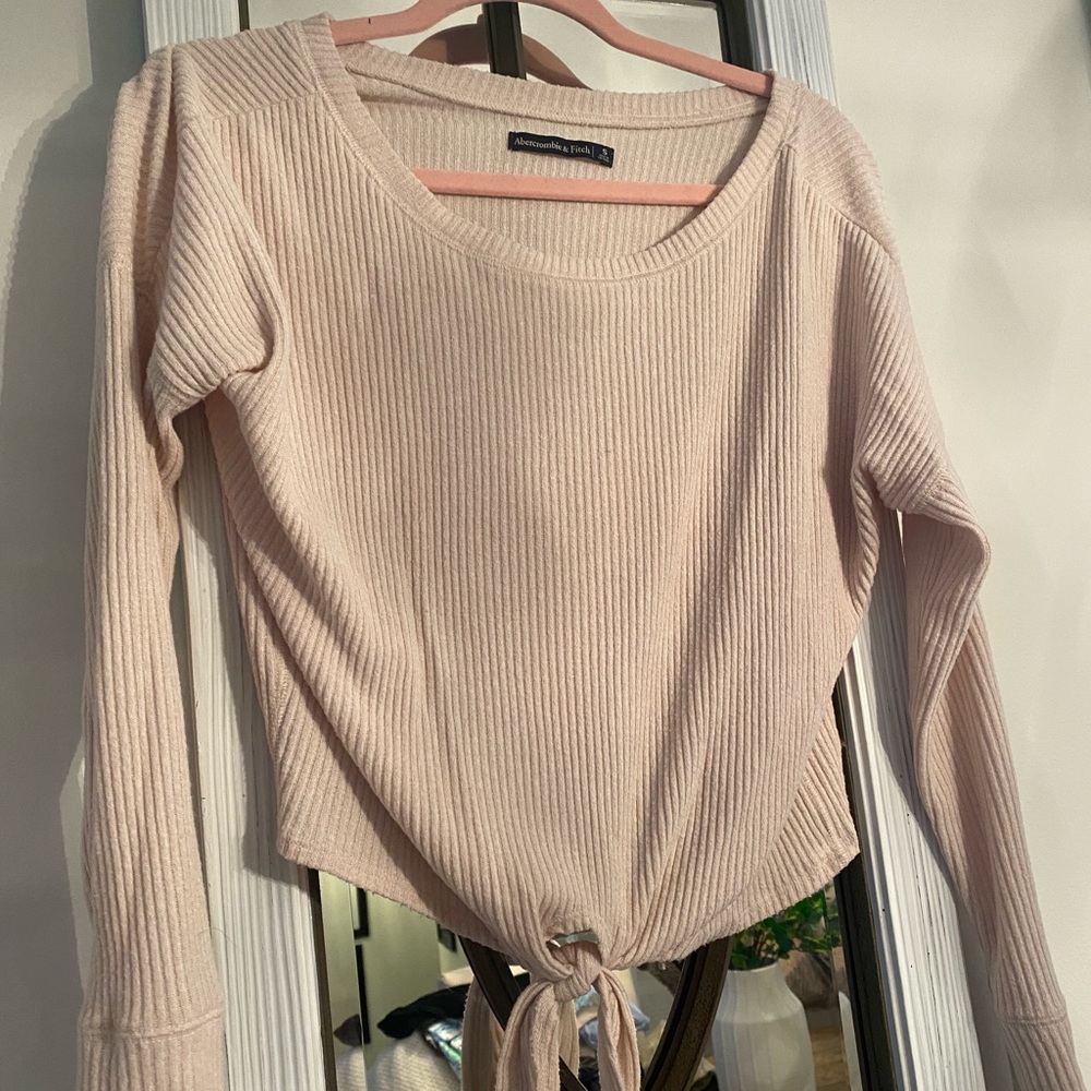 Abercrombie tie sweater